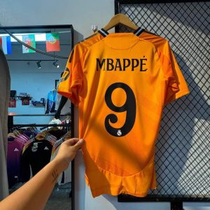 Alternative view of REAL MADRID 24-25 AWAY KIT PLAYER EDITION