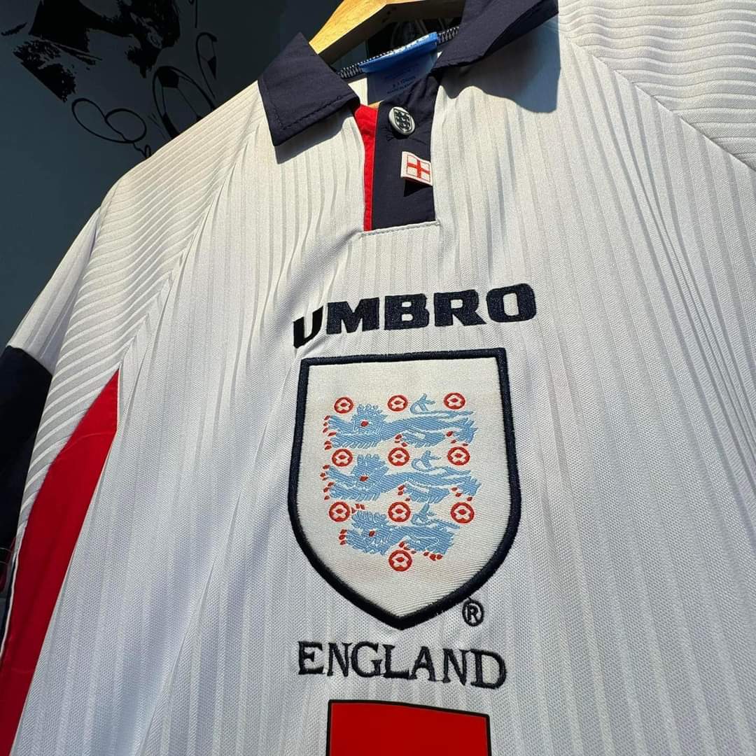ENGLAND 98 HOME KIT RETRO - Image 9