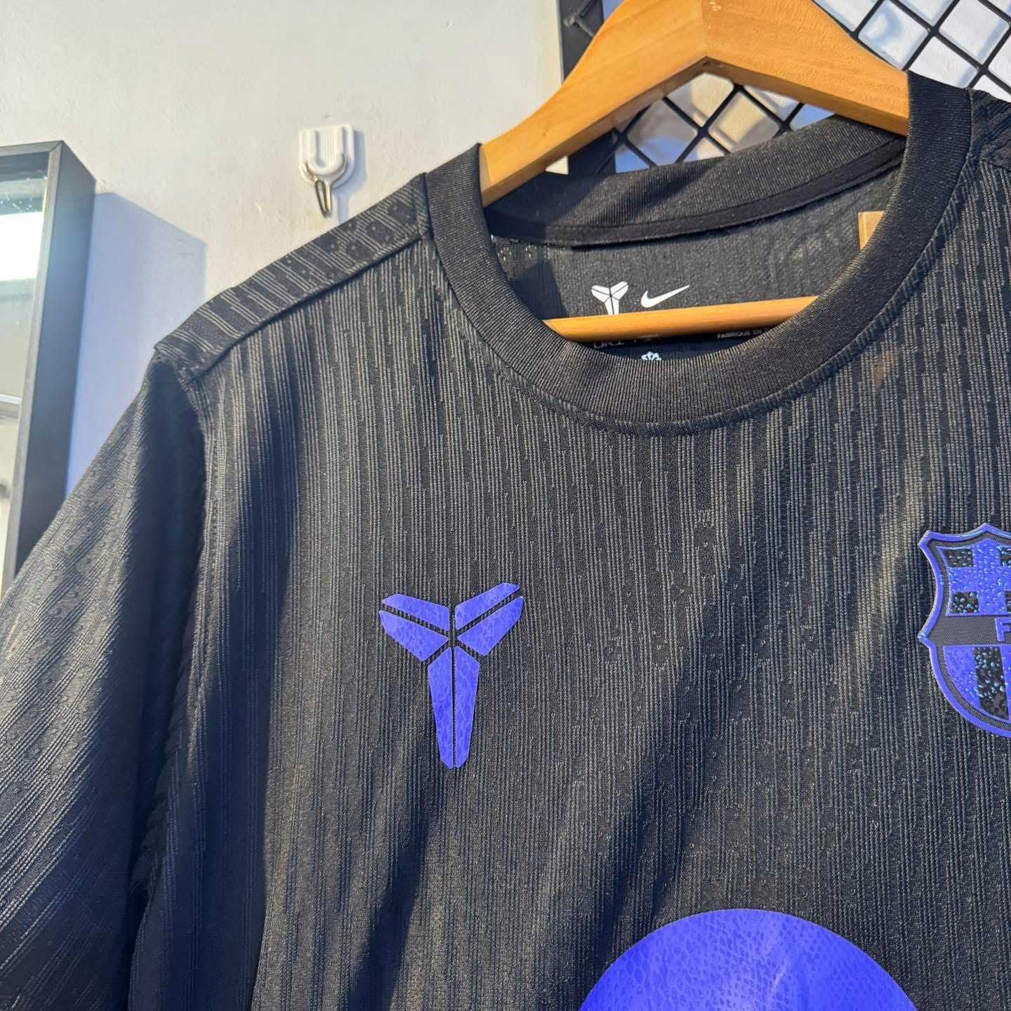 🖤 Barcelona Black Mamba Player Edition – 2025/26 Special Kit - Image 3