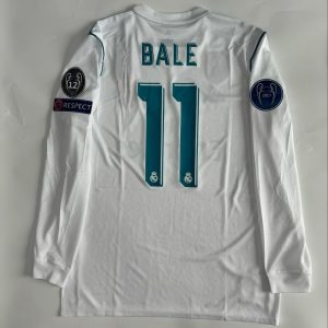 Alternative view of REAL MADRID 17-18 HOME RETRO KIT