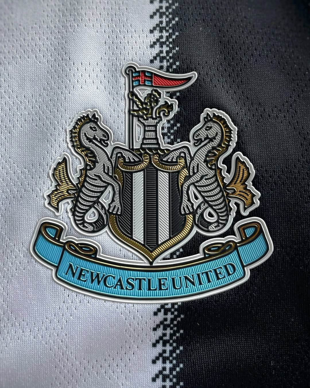 Newcastle United 2025-26 Home Kit – Player Edition - Image 5