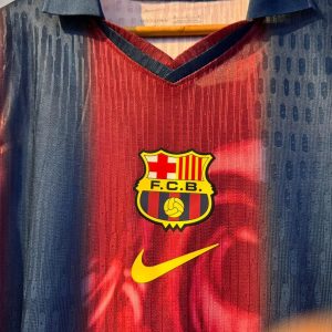 Alternative view of Barcelona X Travis Scott 2001 - Player Edition