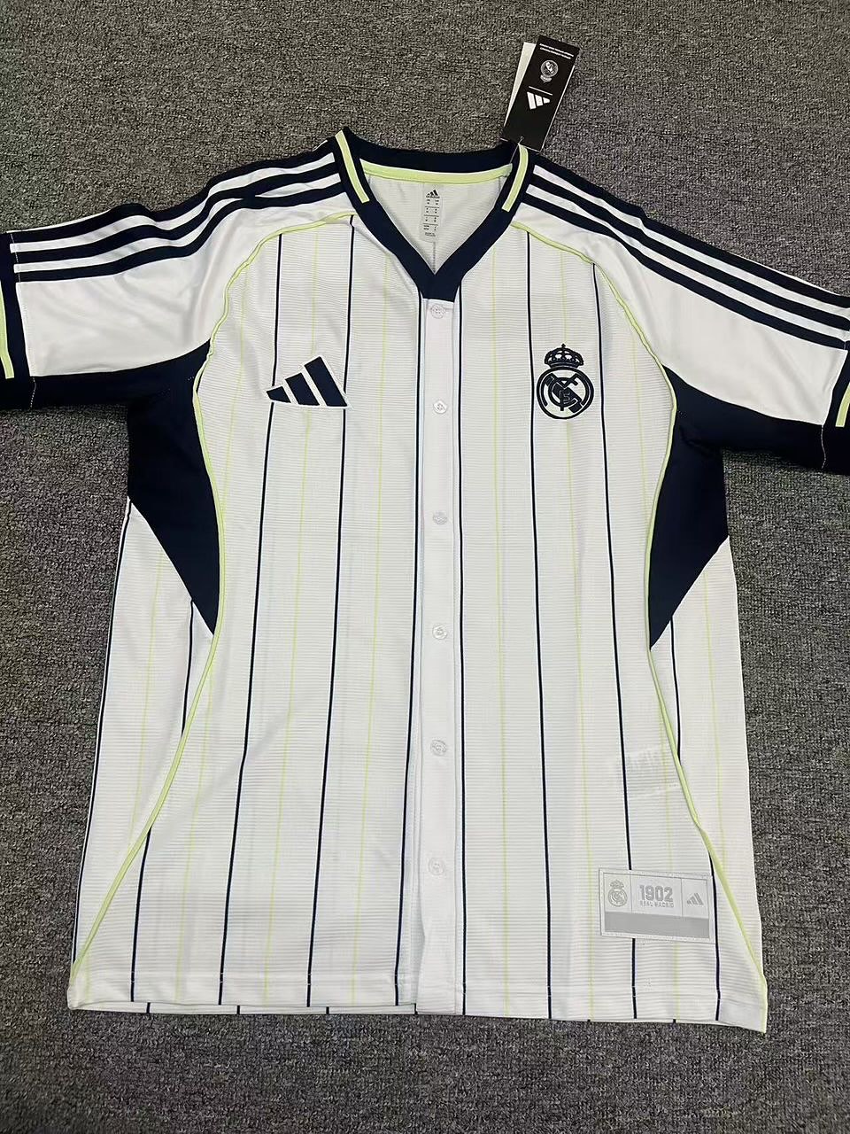 Real Madrid Travel Kit - Imported Quality - Image 2