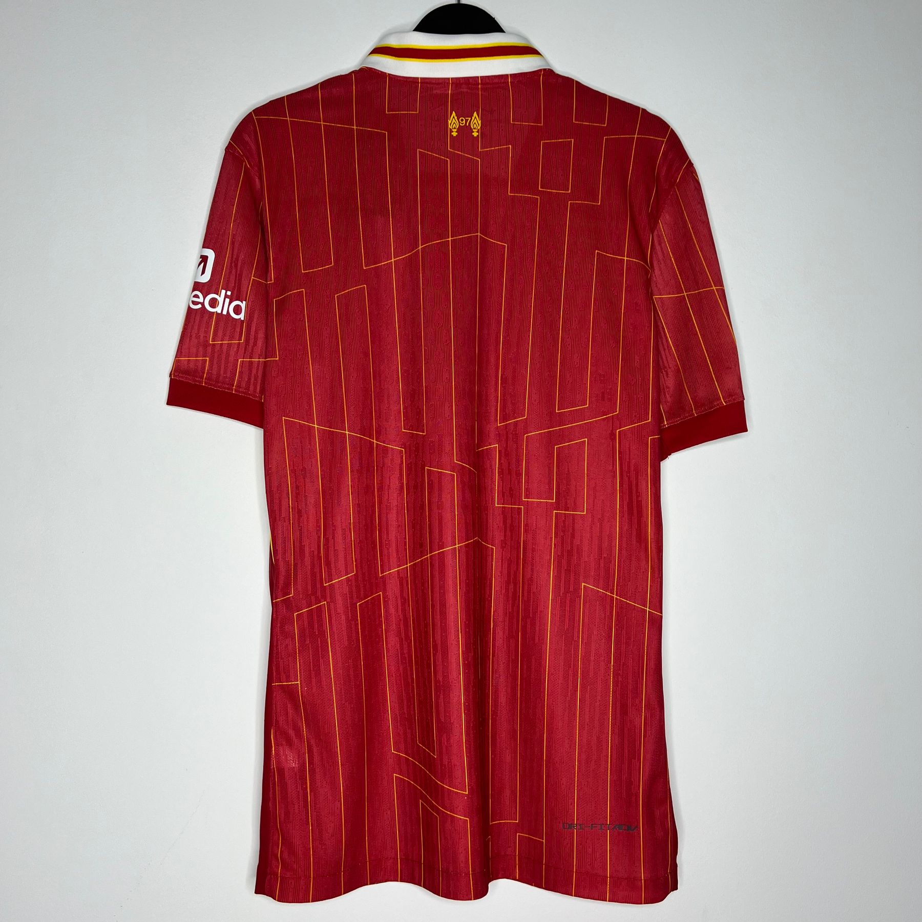 LIVERPOOL 24-25 HOME KIT PLAYER EDITION - Image 2