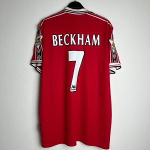 Alternative view of MANCHESTER UNITED 98-99 HOME RETRO