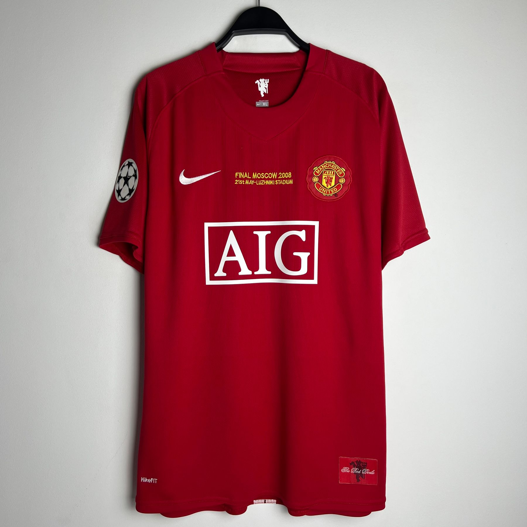 MANCHESTER UNITED 2007-08 HOME KIT RETRO