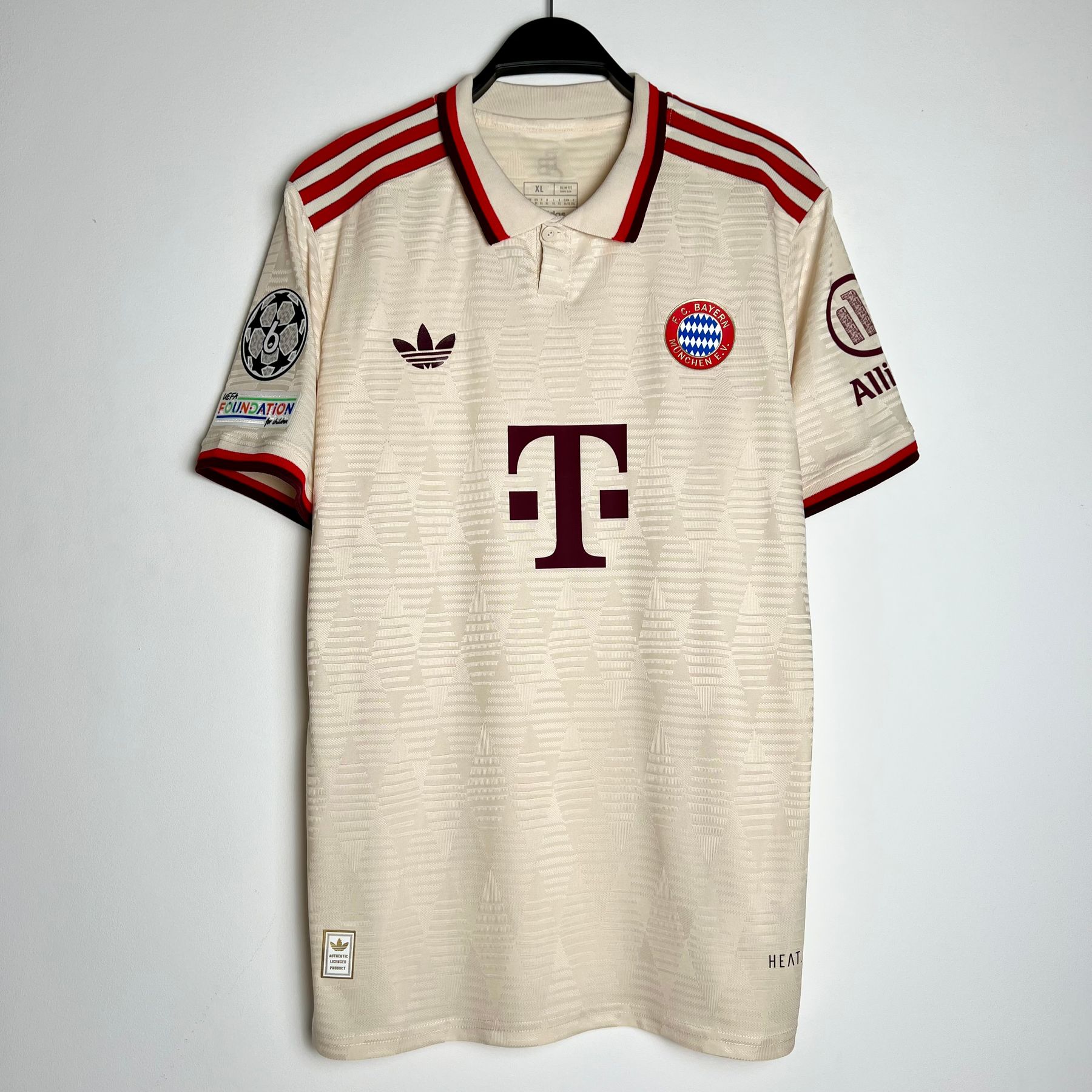 BAYERN MUNICH 24-25 THIRD KIT - PLAYER EDITION