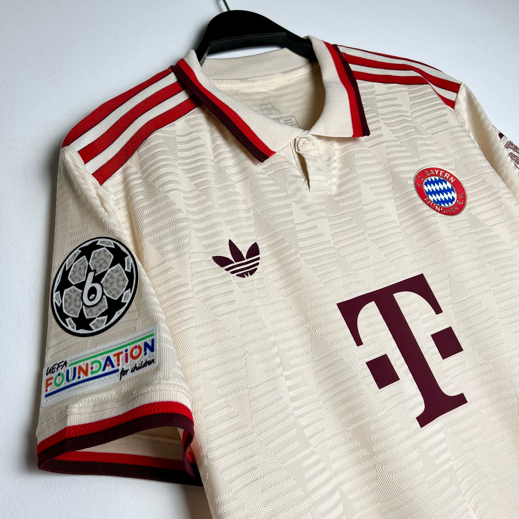 BAYERN MUNICH 24-25 THIRD KIT - PLAYER EDITION - Image 5