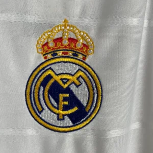 Alternative view of REAL MADRID 13-14 HOME RETRO (LA DECIMA)