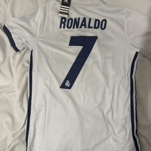 Alternative view of REAL MADRID 16-17 HOME KIT RETRO