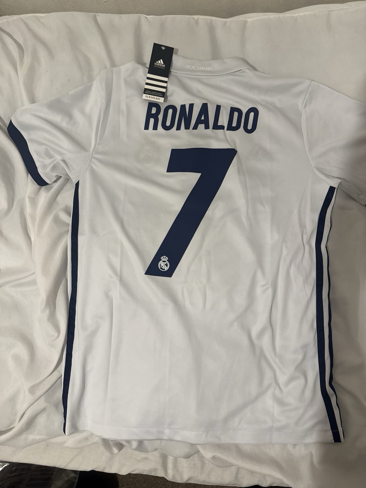 REAL MADRID 16-17 HOME KIT RETRO - Image 2