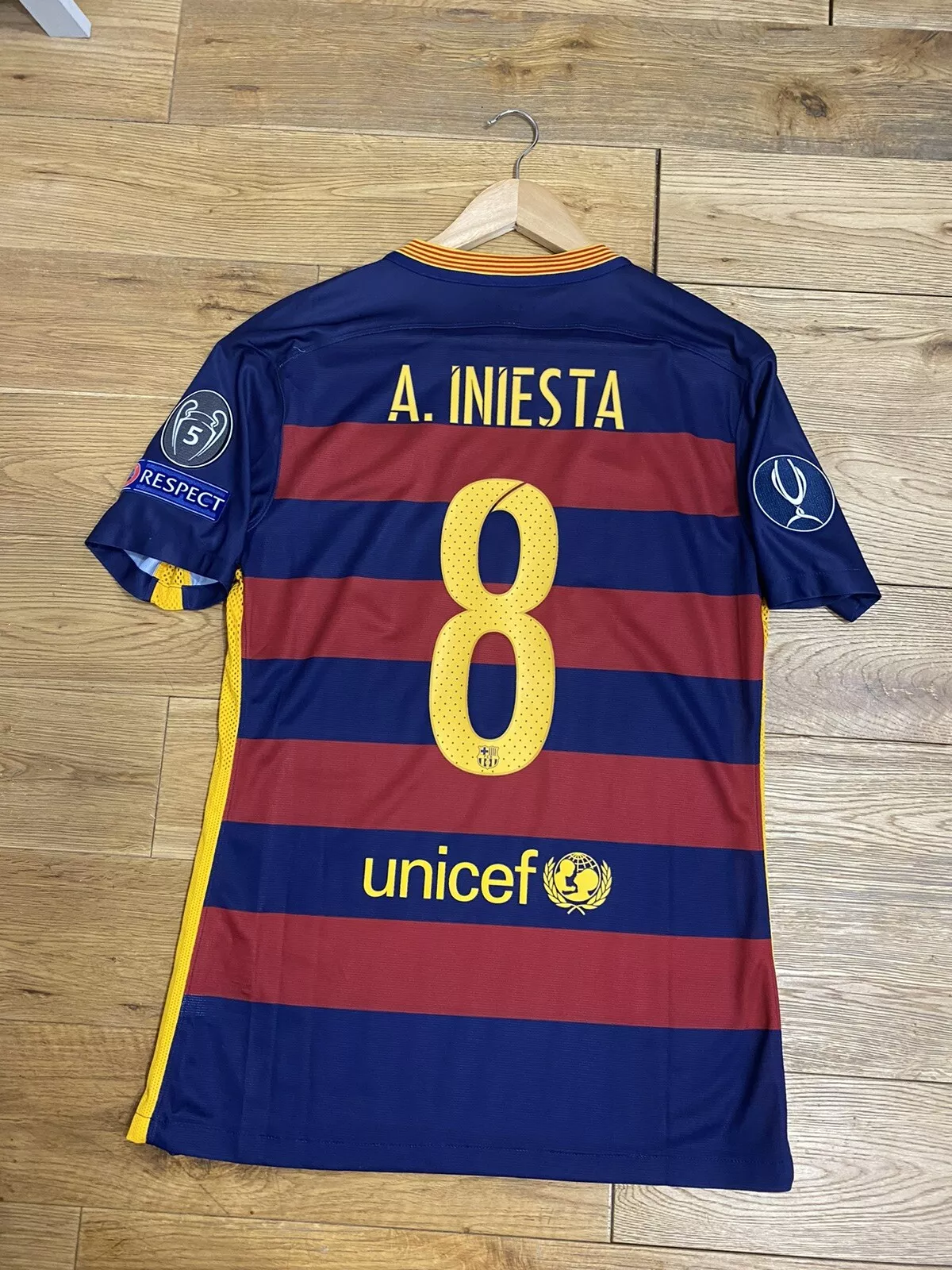 BARCELONA 15-16 HOME KIT RETRO - Image 4
